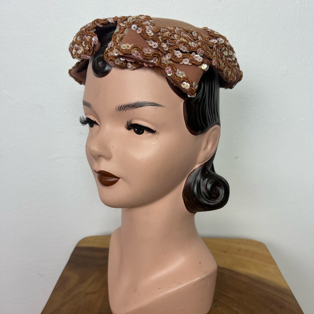 1950’s 50s Vintage Elegant Brown Wool Felt Sequin Sequined Soutache Women's Hat - Picture 9 of 16